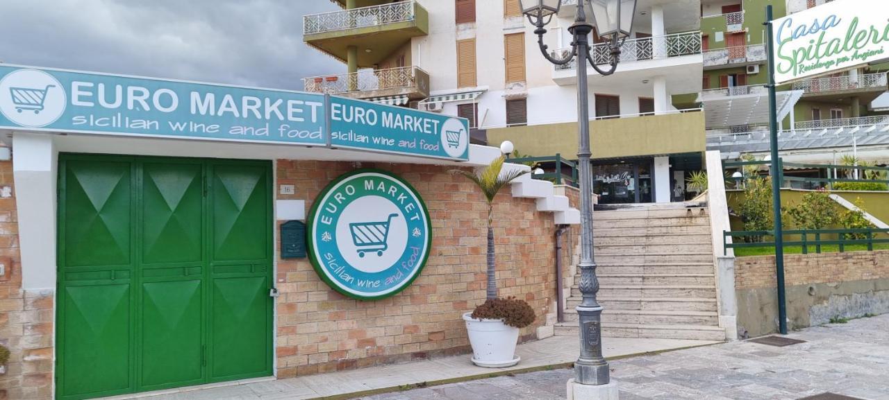 Recanati Seaside Apartment จีอาร์ดีนี นักซอส ภายนอก รูปภาพ
